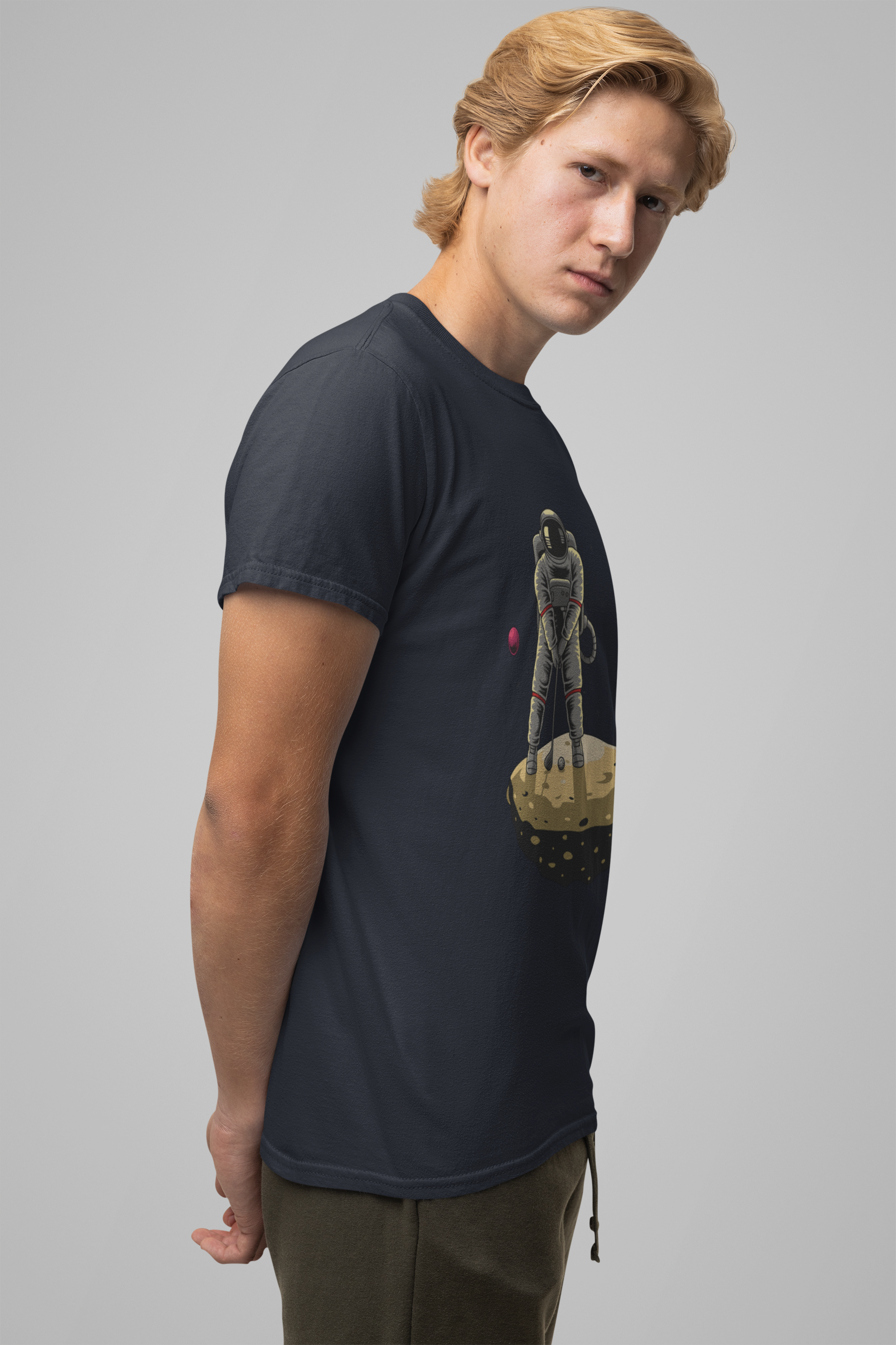 mockup-of-a-man-with-his-hands-on-his-back-wearing-a-gildan-tee-with-a-customizable-sleeve-m32767.png